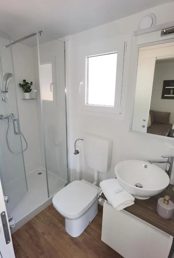 Mobile Home Vito Biograd Na Moru 4*,  Croatia