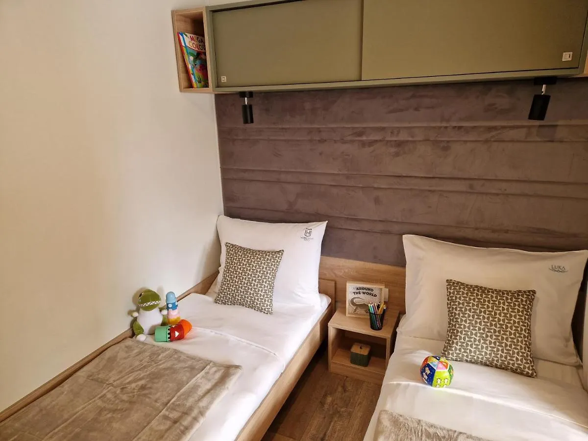 Mobile Home Vito Biograd Na Moru Campsite