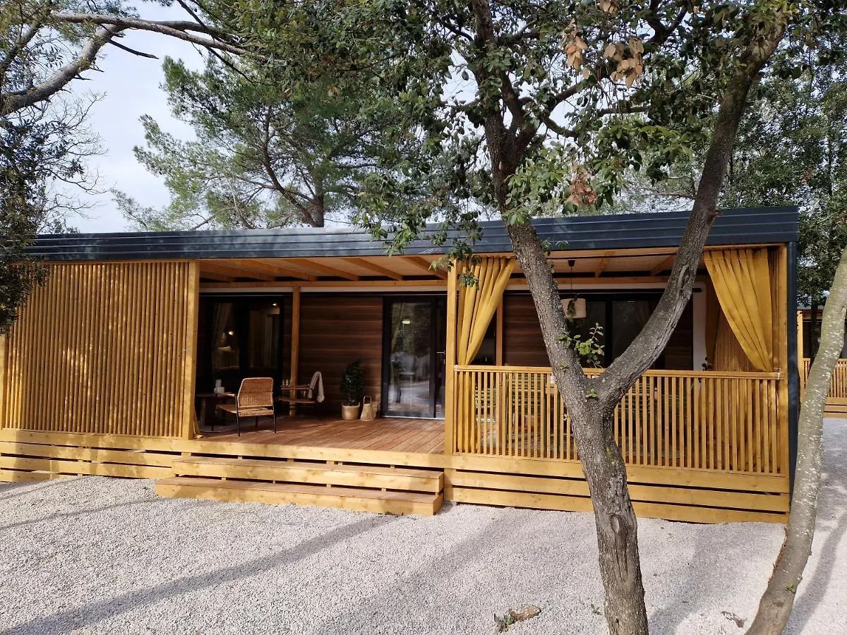 Mobile Home Vito Biograd Na Moru