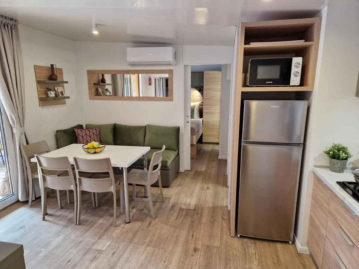 Mobile Home Vito Biograd Na Moru Croatia