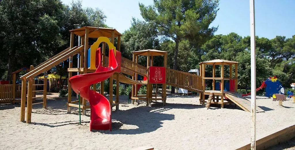 Mobile Home Vito Biograd Na Moru 4*,  Croatia